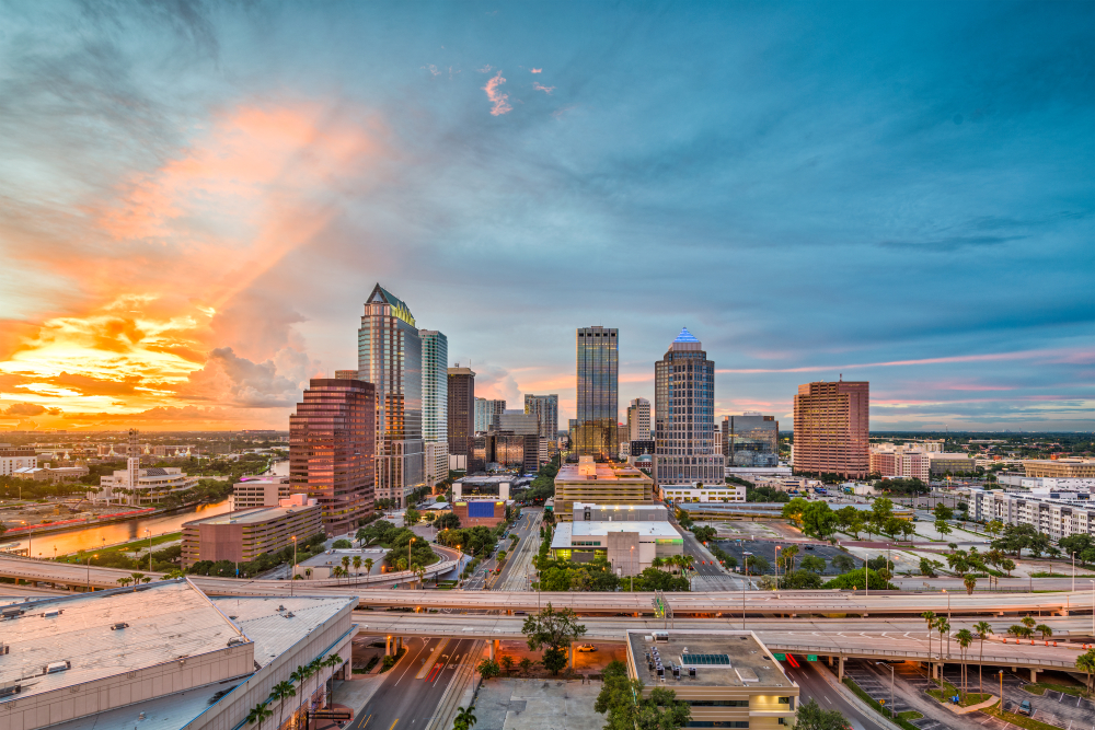Tampa, Florida, USA downtown skyline at dusk