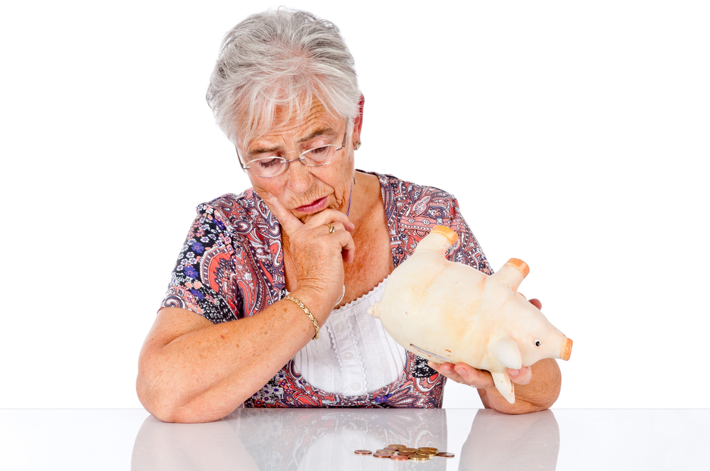 Old woman without any savings for retirement