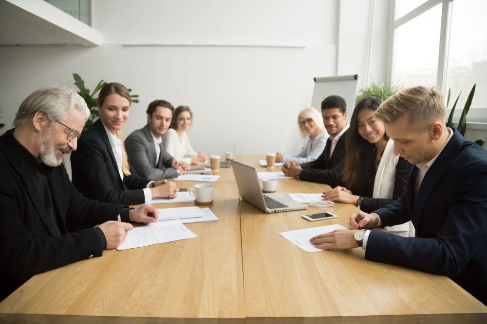 Senior signing contracts